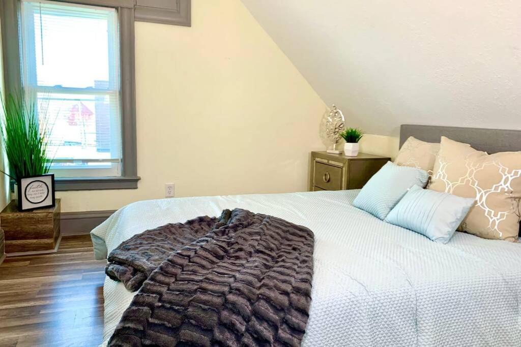 尼亚加拉瀑布5Br Niagara Getaway Prime Location-Sleeps 10别墅 外观 照片